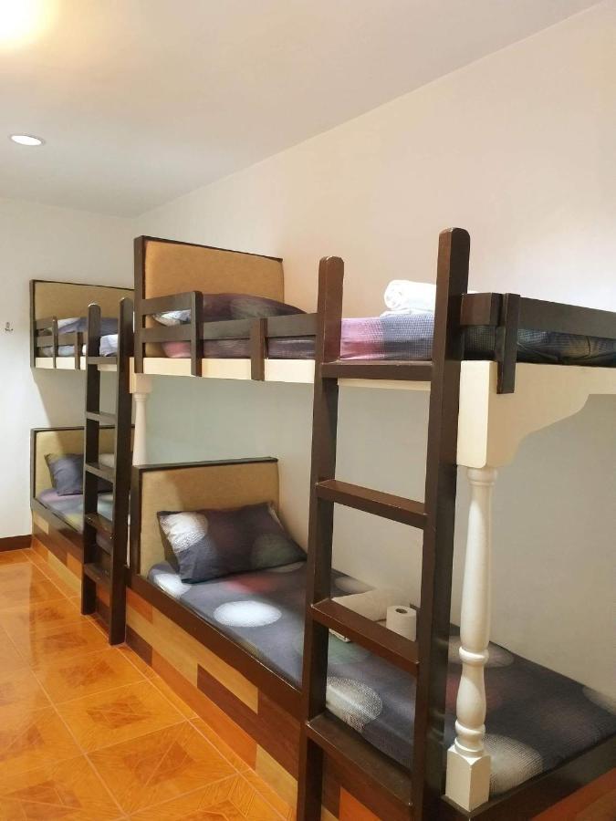 Park Vil-La Apartelle Quezon City Εξωτερικό φωτογραφία