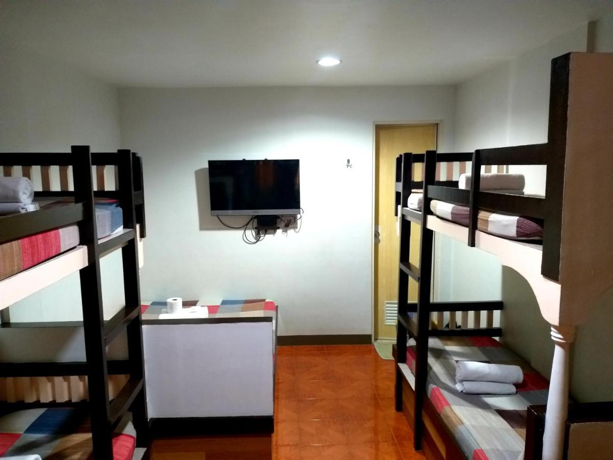 Park Vil-La Apartelle Quezon City Εξωτερικό φωτογραφία